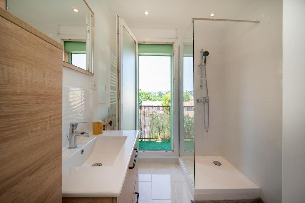 Fully Equipped Apartment With Parking 6 Beds 马赛 外观 照片